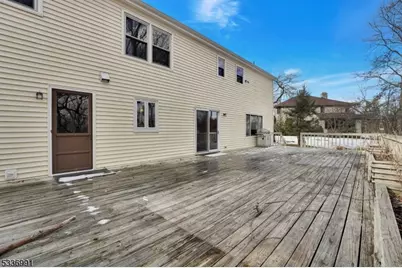 4 Timber Ct, Florham Park, NJ 07932 - Photo 32