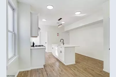 74 Winthrop St #1, Newark, NJ 07104 - Photo 4