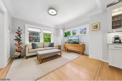 34 Prescott Ave, Montclair, NJ 07042 - Photo 14