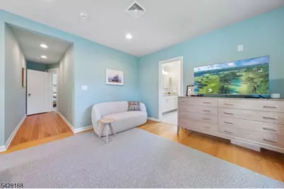 34 Prescott Ave, Montclair, NJ 07042 - Photo 20