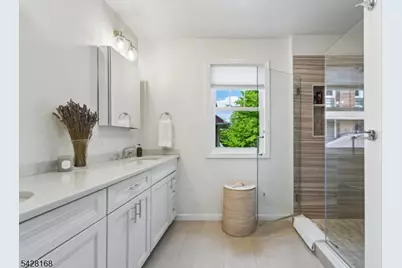 34 Prescott Ave, Montclair, NJ 07042 - Photo 22