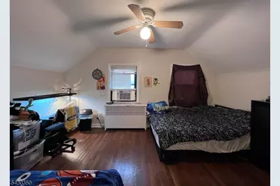 301 W Elm St, Linden, NJ 07036 - Photo 12