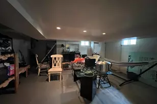 301 W Elm St, Linden, NJ 07036 - Photo 14