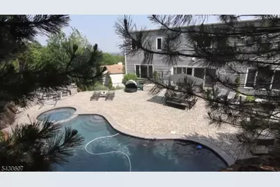 47 Mountainwood Ct, Totowa, NJ 07512 - Photo 32