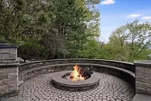 47 Mountainwood Ct, Totowa, NJ 07512 - Photo 32
