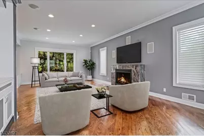 47 Mountainwood Ct, Totowa, NJ 07512 - Photo 10
