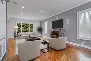 47 Mountainwood Ct, Totowa, NJ 07512 - Photo 10
