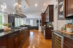47 Mountainwood Ct, Totowa, NJ 07512 - Photo 12