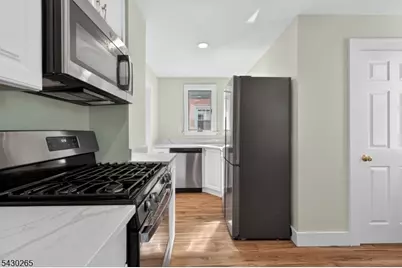 19 Sylvan Pl #2, Montclair, NJ 07042 - Photo 6
