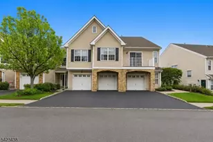 131 Mountainside Dr, Pompton Lakes, NJ 07442 - Photo 1