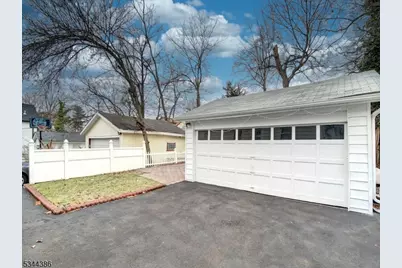 215 Jacoby St, Maplewood, NJ 07040 - Photo 2