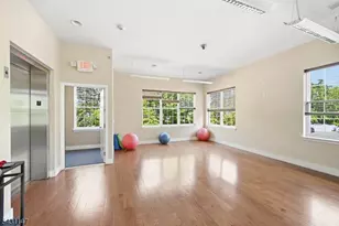 336 Pond Ln, Piscataway Township, NJ 08854 - Photo 34