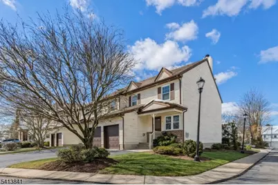 1168 Lake Avenue #6, Clark Township, NJ 07066 - Photo 1