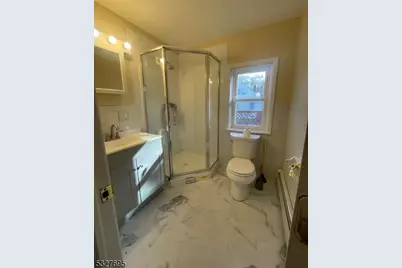 52 Ferrara Ave, Wayne, NJ 07470 - Photo 12