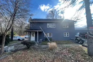 52 Ferrara Ave, Wayne, NJ 07470 - Photo 2
