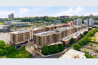 3103 City Pl, Edgewater, NJ 07020 - Photo 2