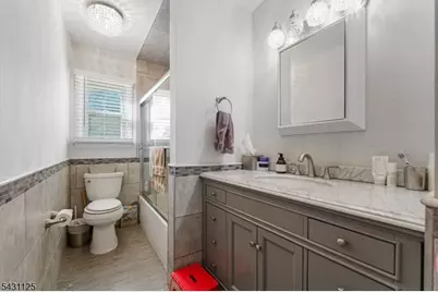 31 Fox Hill Rd, Fairfield, NJ 07004 - Photo 24
