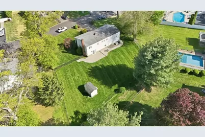 31 Fox Hill Rd, Fairfield, NJ 07004 - Photo 42