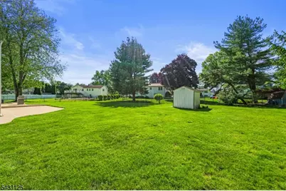 31 Fox Hill Rd, Fairfield, NJ 07004 - Photo 32