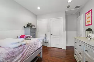31 Fox Hill Rd, Fairfield, NJ 07004 - Photo 22