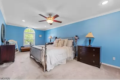 31 Fox Hill Rd, Fairfield, NJ 07004 - Photo 16