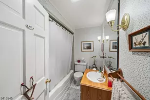4 Emmet Roche Dr, Montville Township, NJ 07005 - Photo 14