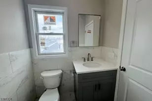 385 Lafayette St, Newark, NJ 07105 - Photo 8
