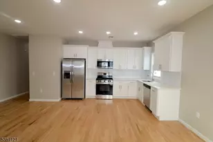385 Lafayette St, Newark, NJ 07105 - Photo 2