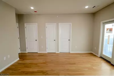 385 Lafayette St #2, Newark, NJ 07105 - Photo 6