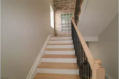 385 Lafayette St #2, Newark, NJ 07105 - Photo 18
