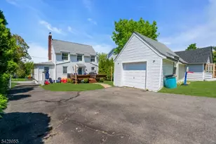 9 Niles Ave, Madison, NJ 07940 - Photo 34