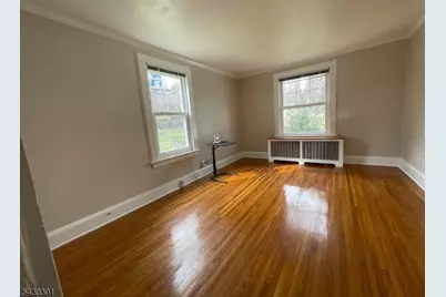 125 Alexander Ave, Montclair, NJ 07043 - Photo 18