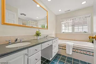 33 Exeter Rd, Millburn, NJ 07078 - Photo 34