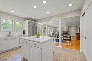 33 Exeter Rd, Millburn, NJ 07078 - Photo 10