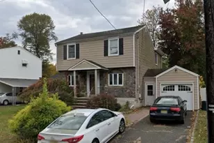 33 Park Dr, Kenilworth, NJ 07033 - Photo 2