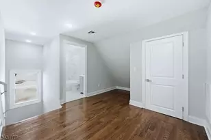 46 Eppirt St, East Orange, NJ 07018 - Photo 14