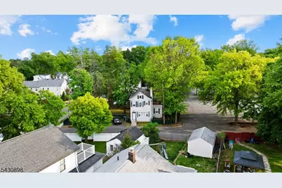 632 Millers Ln, Rahway, NJ 07065 - Photo 2