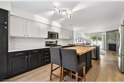 355 Ellen Ln, Bridgewater, NJ 08807 - Photo 10