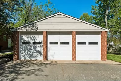 186 W Northfield Rd, Livingston, NJ 07039 - Photo 26