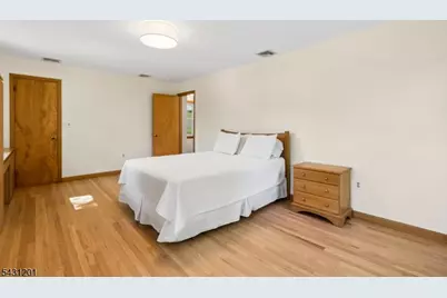 186 W Northfield Rd, Livingston, NJ 07039 - Photo 20