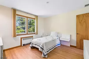 186 W Northfield Rd, Livingston, NJ 07039 - Photo 20