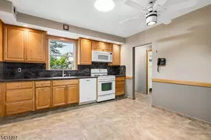 186 W Northfield Rd, Livingston, NJ 07039 - Photo 14