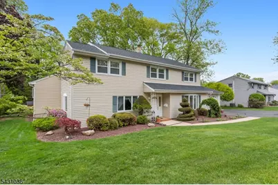 16 Barbara Way, Wayne, NJ 07470 - Photo 2