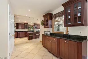 16 Barbara Way, Wayne, NJ 07470 - Photo 12