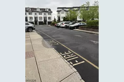 7 Harbor Front Ct. Unit #C7, Elizabeth, NJ 07206 - Photo 1