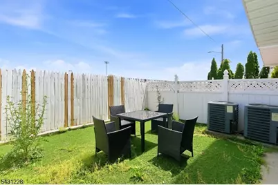 7 Harbor Front Ct. Unit #C7, Elizabeth, NJ 07206 - Photo 28