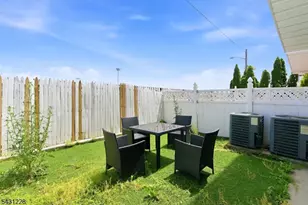 7 Harbor Front Ct Unit, Elizabeth, NJ 07206 - Photo 28