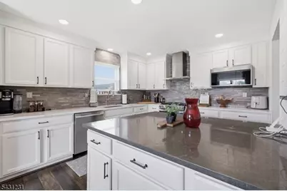 27 Lambert St, Washington Boro, NJ 07882 - Photo 8