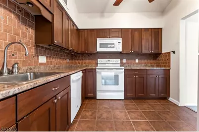 37 Wood Duck Ct, Allamuchy Township, NJ 07840 - Photo 4