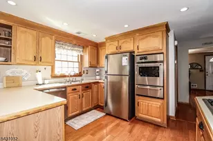 26 W Cliff Rd, Woodbridge Township, NJ 07067 - Photo 12